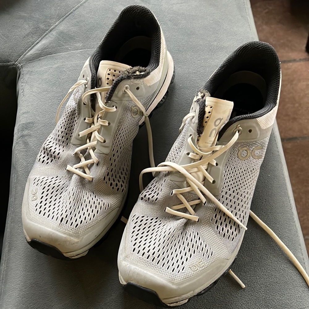 Cloud surfer On. Shoes - used